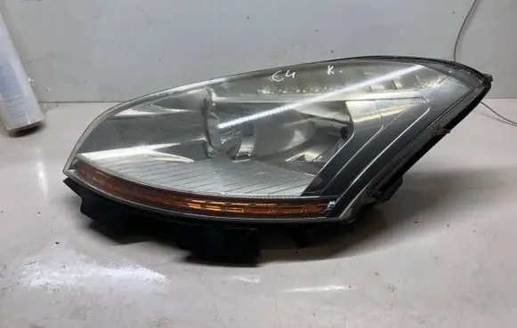 Citroen C4 I Picasso Headlight/headlamp