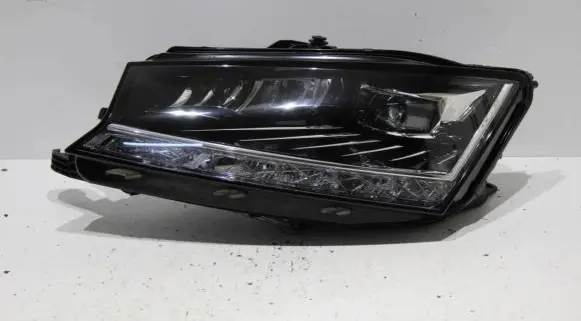 Skoda Fabia Mk3 (NJ) Headlight/headlamp 6V1941015E LE17A6402 030111523100