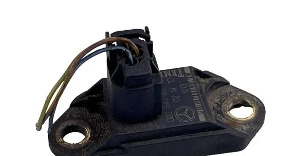 Mercedes-Benz S W220 Airbag deployment crash/impact sensor 0025426918