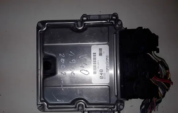 Volvo S40, V40 Engine control unit/module 0281010441 EDC15C3