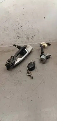 Peugeot 807 Lock set 36353100