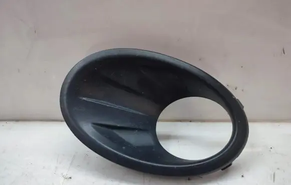 Nissan Qashqai+2 Front fog light trim/grill 5043PB010