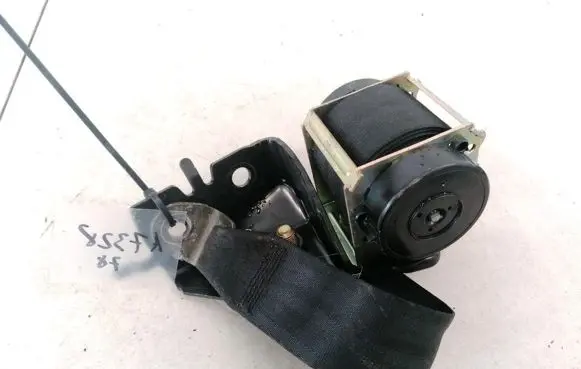 Mazda 3 I Rear seatbelt 602499600