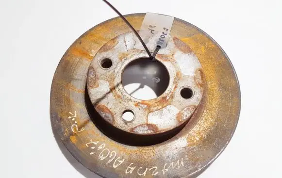 Mazda 323 F Front brake disc ventiliuojamas