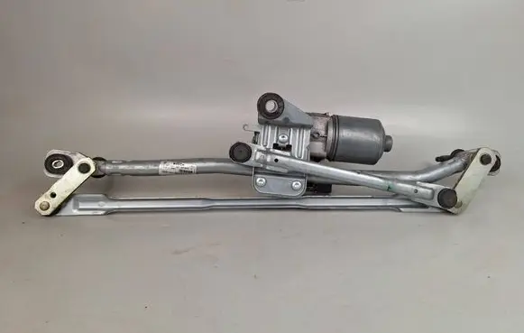 Audi Q5 SQ5 Front wiper linkage and motor 8R1955023D 8R1955119A