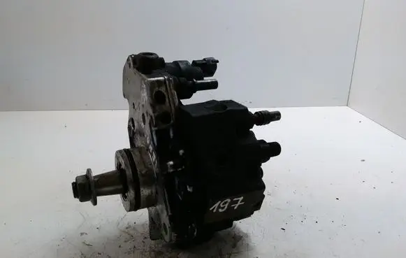 Fuel injection high pressure pump