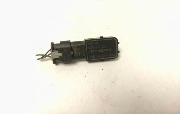 Audi A4 S4 B9 Sensor 5Q0906207