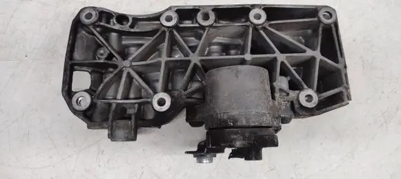 BMW 3 E90 E91 Generator/alternator bracket 8506863