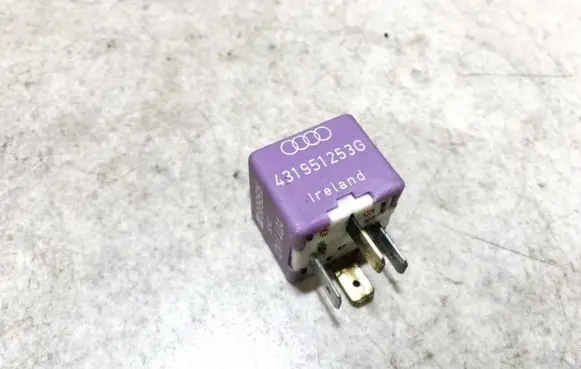 Volkswagen PASSAT B5 Other relay 431951253g 899516