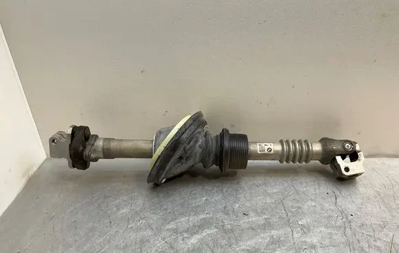BMW 6 F06 Gran coupe Coolant heater control valve 678156 6776108