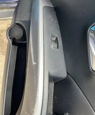 Peugeot 4007 Electric window control switch