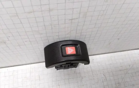 Opel Astra G Hazard light switch 09131728 09138059