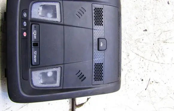 Toyota Auris E180 Headlining lighting console trim 13437064