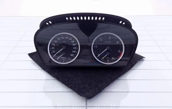 BMW 5 E60 E61 Speedometer (instrument cluster) 6937618