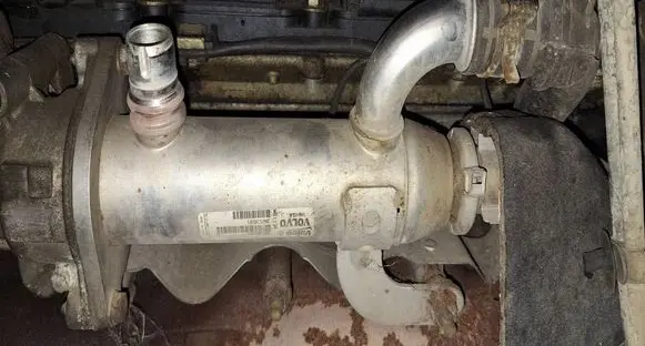 Ford Mondeo Mk III EGR valve cooler 993062H 9653691