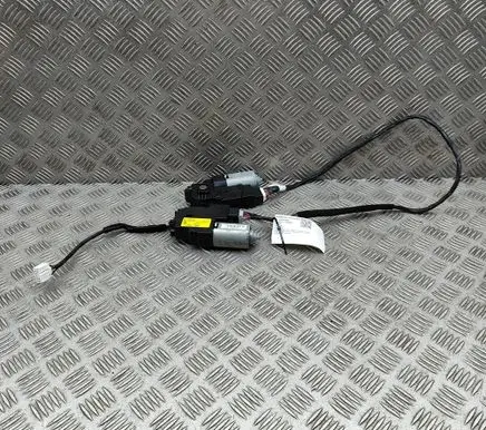 KIA Sorento IV Sunroof motor/actuator 81679P2000 81680P2500