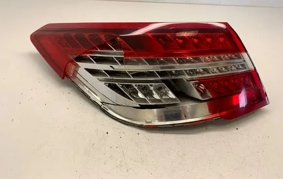 Mercedes-Benz E A207 Rear/tail lights A2078200164