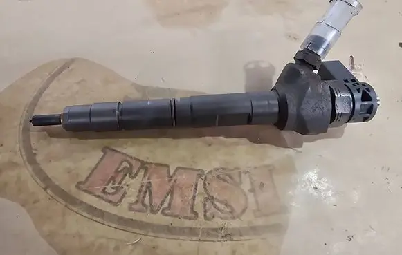 Skoda Yeti (5L) Fuel injector 03L130277J