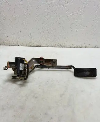 Hyundai Trajet Accelerator throttle pedal 3519027000 287400851 XJZJFL027