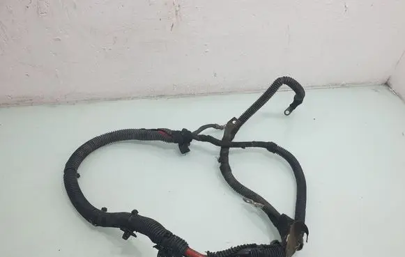 Opel Zafira C Positive cable (battery)