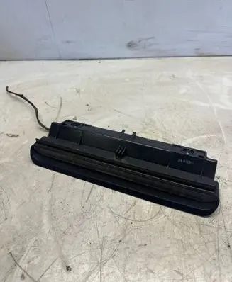 Volvo S70 V70 V70 XC Third/center stoplight 9151490