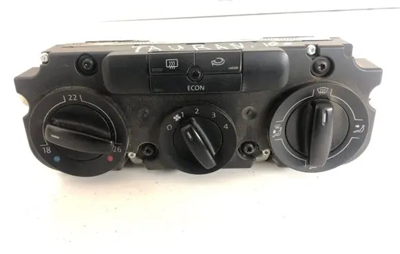 Volkswagen Touran I Climate control unit