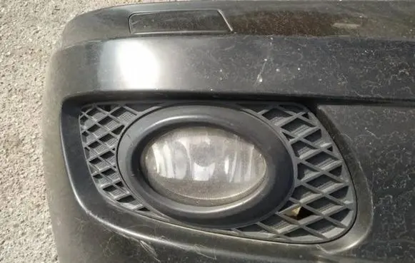 Mercedes-Benz ML W164 Front bumper lower grill