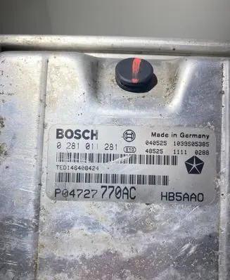 Chrysler Grand Voyager IV Engine control unit/module P04727770AC 1039S05385 0281011281