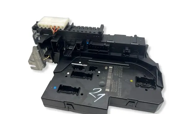 Mercedes-Benz E C207 W207 SAM control unit 2129060905 2129012304 2129028502