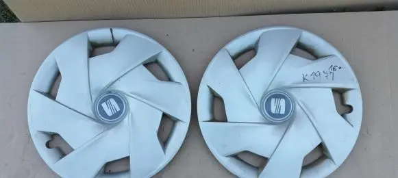 Seat Ibiza IV (6J,6P) R16 wheel hub/cap/trim 