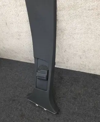 Mercedes-Benz GLC X253 C253 (B) pillar trim (top) 