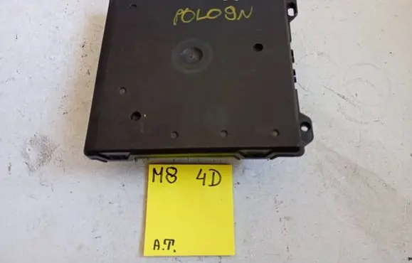 Volkswagen Polo IV 9N3 Comfort/convenience module 6Q1937049D 5WK48212D