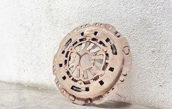 Opel Meriva A Pressure plate 55351839