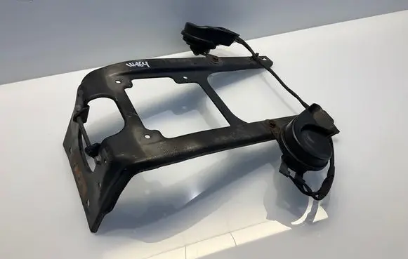 Mercedes-Benz ML W164 Top upper radiator support slam panel A1646200431 1646200431