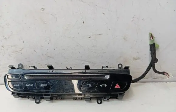 Mercedes-Benz GLC X253 C253 Head unit multimedia control A2059055201