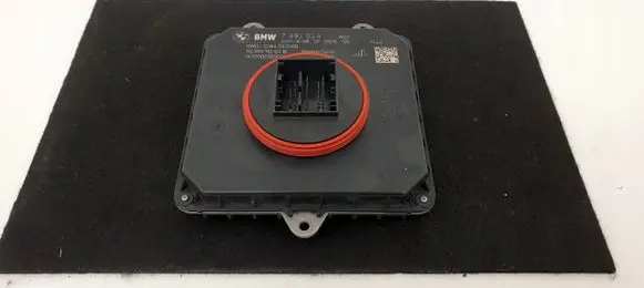 BMW 1 F20 F21 LED ballast control module 7492024