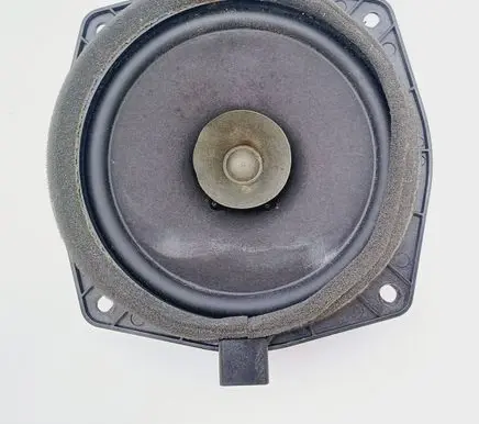 Mitsubishi Outlander Front door speaker MR301667 370717