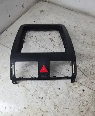 Volkswagen Touran I Hazard light switch 1T0919234A 211004AAA0