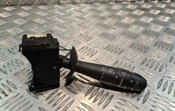 Renault Laguna II Wiper speed switch 8200328896