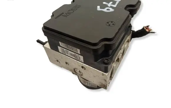 Hyundai i30 ABS Pump 589202L520 1031612815 L58920600