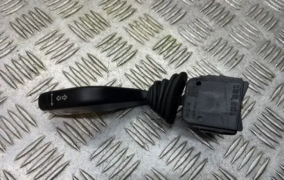 Opel Zafira A Indicator stalk 90560990 90560991 12263700
