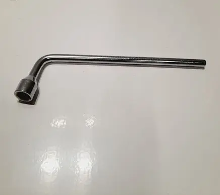 Mercedes-Benz CLC CL203 Wheel nut wrench A2215810001