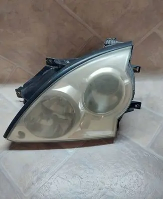Hyundai Terracan Headlight/headlamp 92101H1XXX