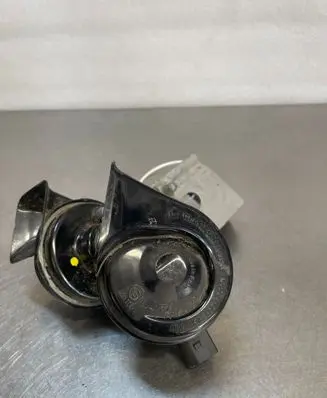 Porsche Taycan 9J1 Horn signal