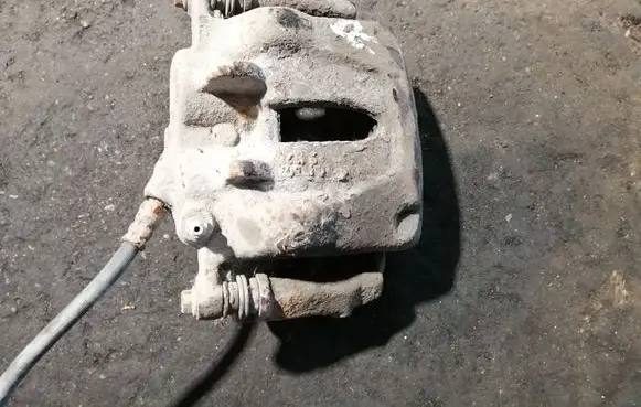Renault Trafic II (X83) Front brake caliper