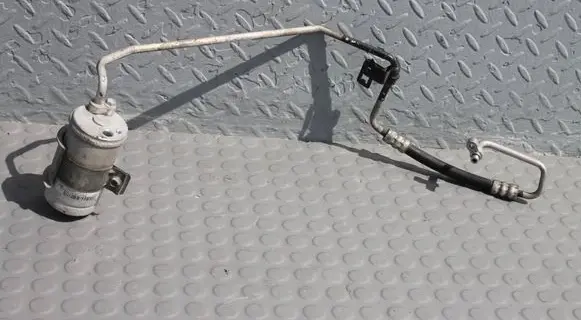Air conditioning (A/C) pipe/hose