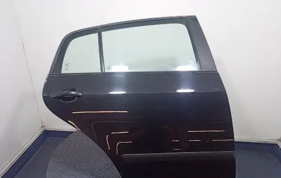 Volkswagen Golf Plus Rear door 