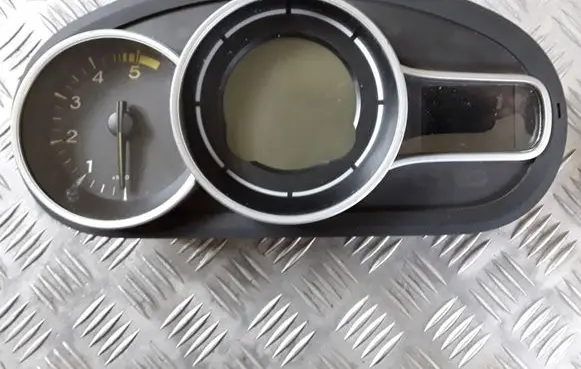 Renault Megane III Speedometer (instrument cluster) A2C53285111 A2C53258659