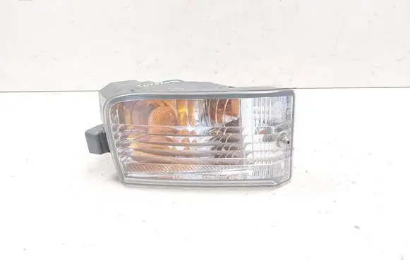 Toyota RAV 4 (XA20) Front fog light E139799