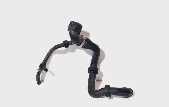 Volkswagen Touareg I Engine coolant pipe/hose 7L6122291F 7L6122291 7L6122101J